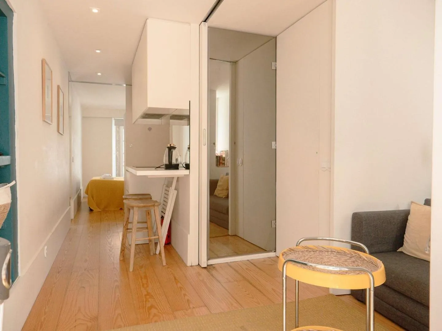 Cozy 1Br, Private Terrace & Pool - Estrela | By Airnest Lägenhet Lisboa 0*,