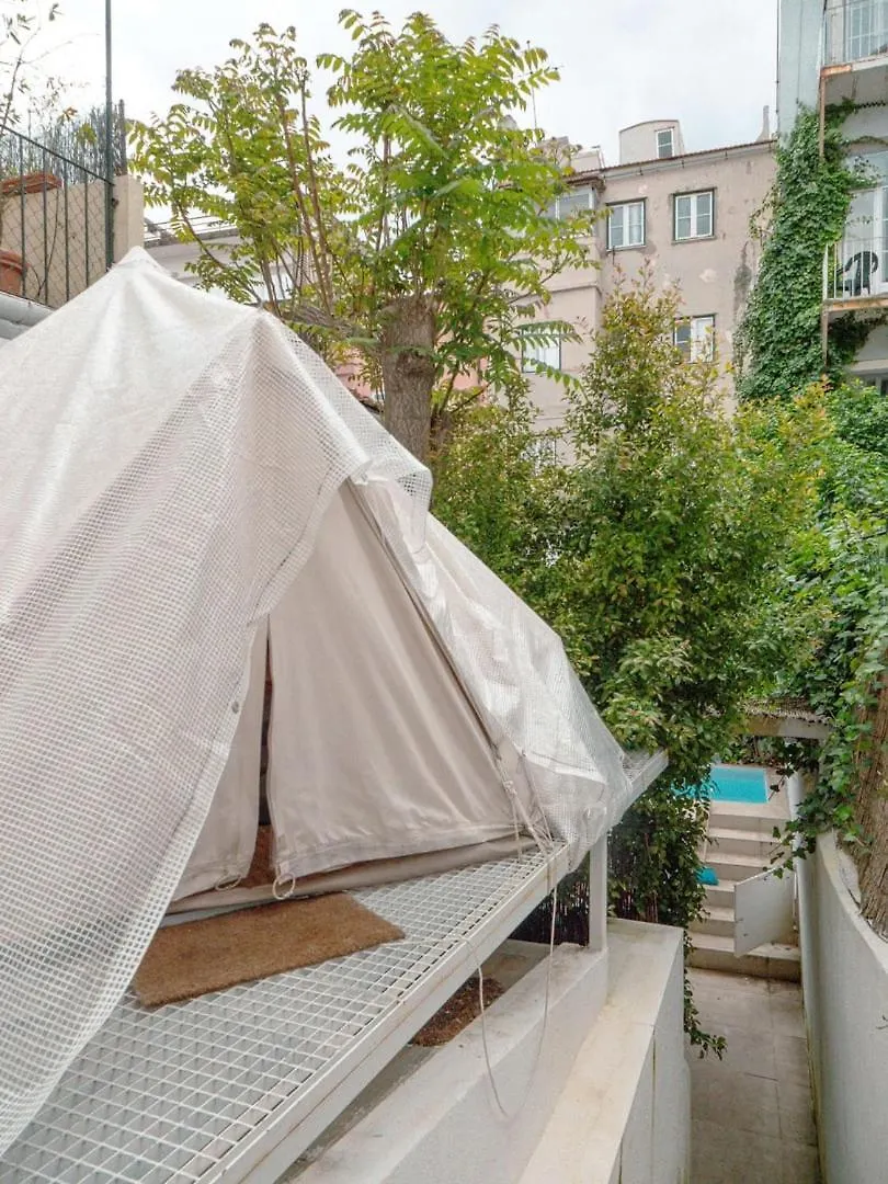 Cozy 1Br, Private Terrace & Pool - Estrela | By Airnest Lägenhet Lisboa 0*,